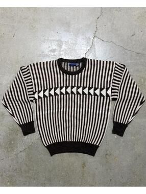 VTG Manhattan knit Geometric Sweater